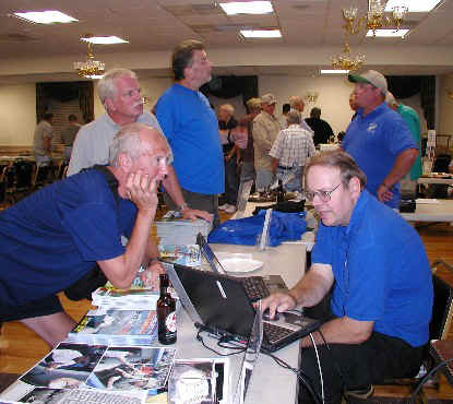 Fred R at meeting.JPG (64161 bytes)