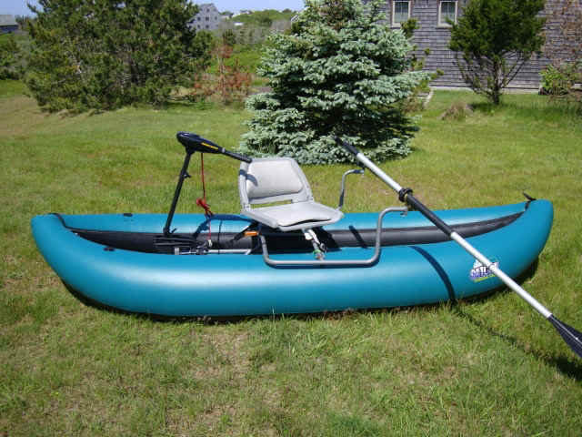 Outcast-11footboat.JPG (301252 bytes)