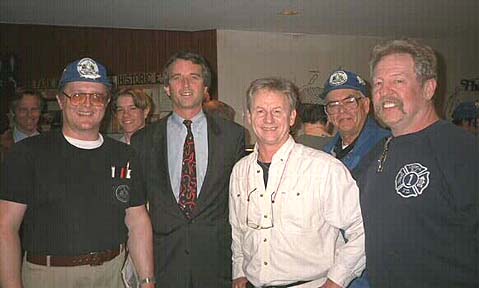 kennedygroup.jpg (21668 bytes)